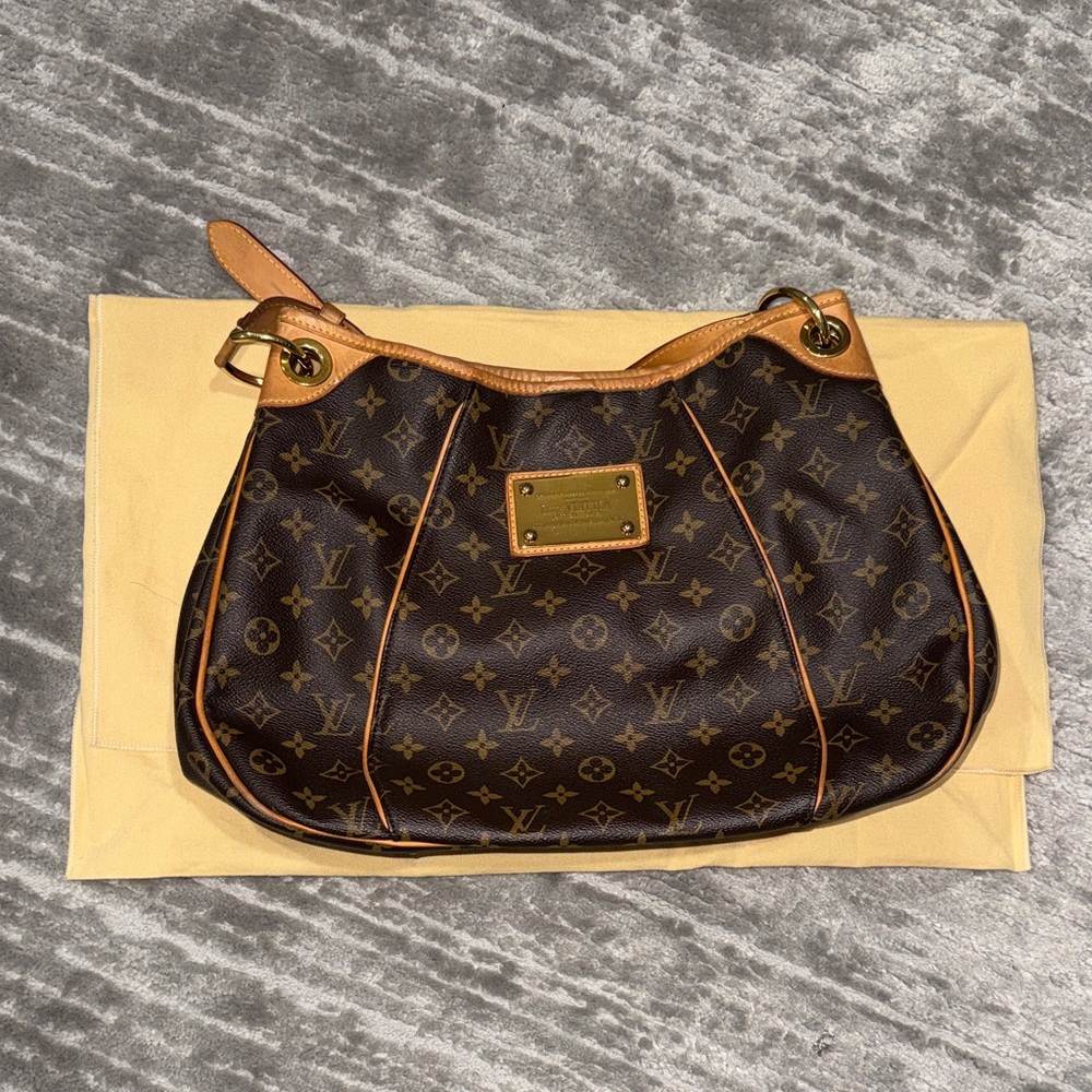 LOUIS VUITTON MONOGRAM GALLIERA GM VINTAGE